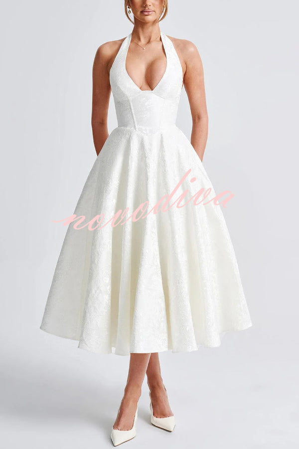 Vestido midi elegante de jacquard con cuello halter, cintura entallada y espalda abierta