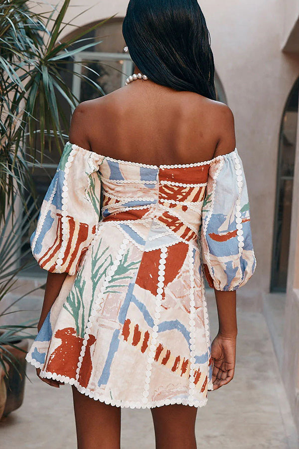 Minivestido Como en mezcla de lino con ribetes de zigzag, estampado exclusivo y manga abullonada