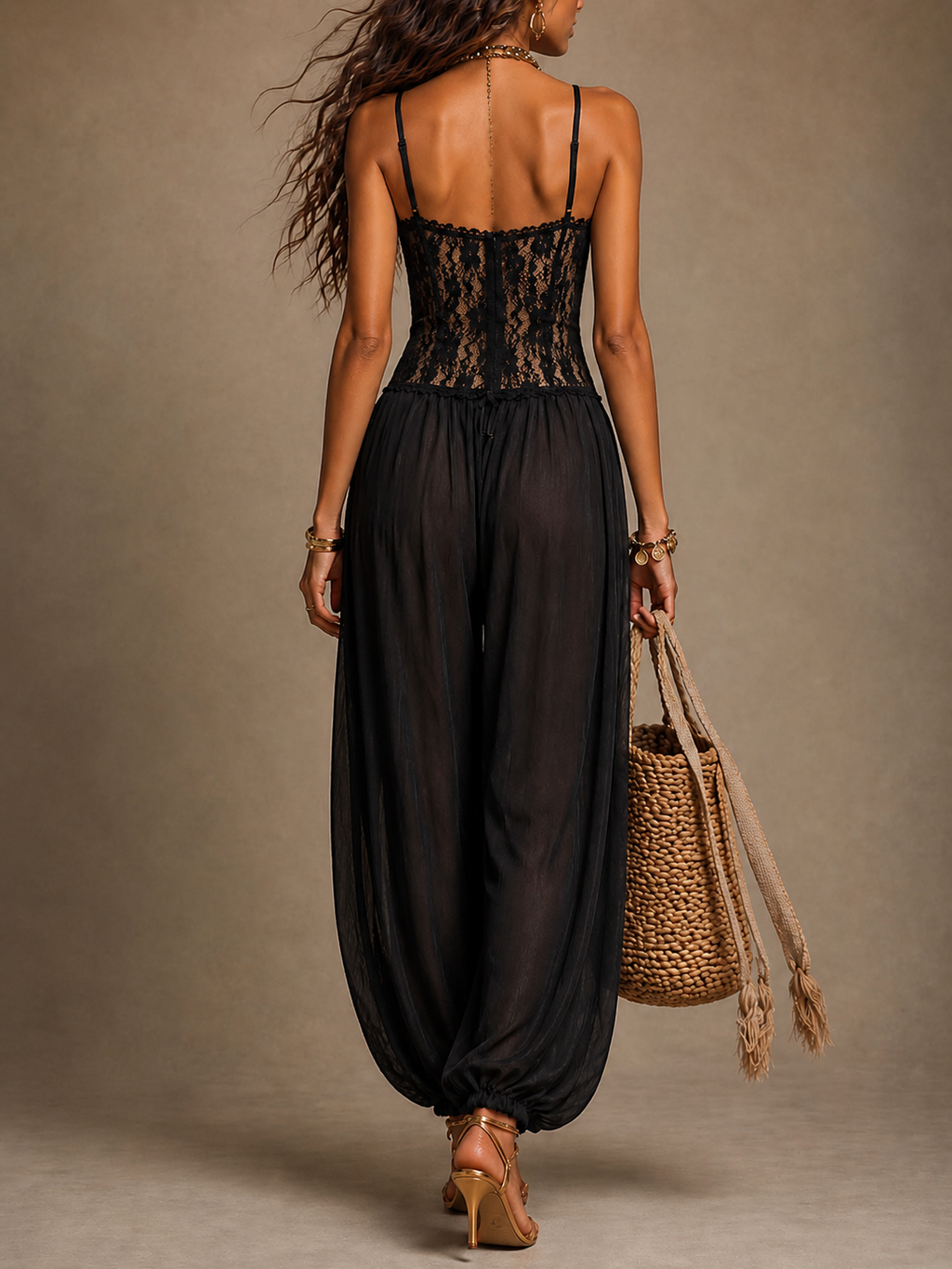Laia | Mono cuello halter de encaje fluido
