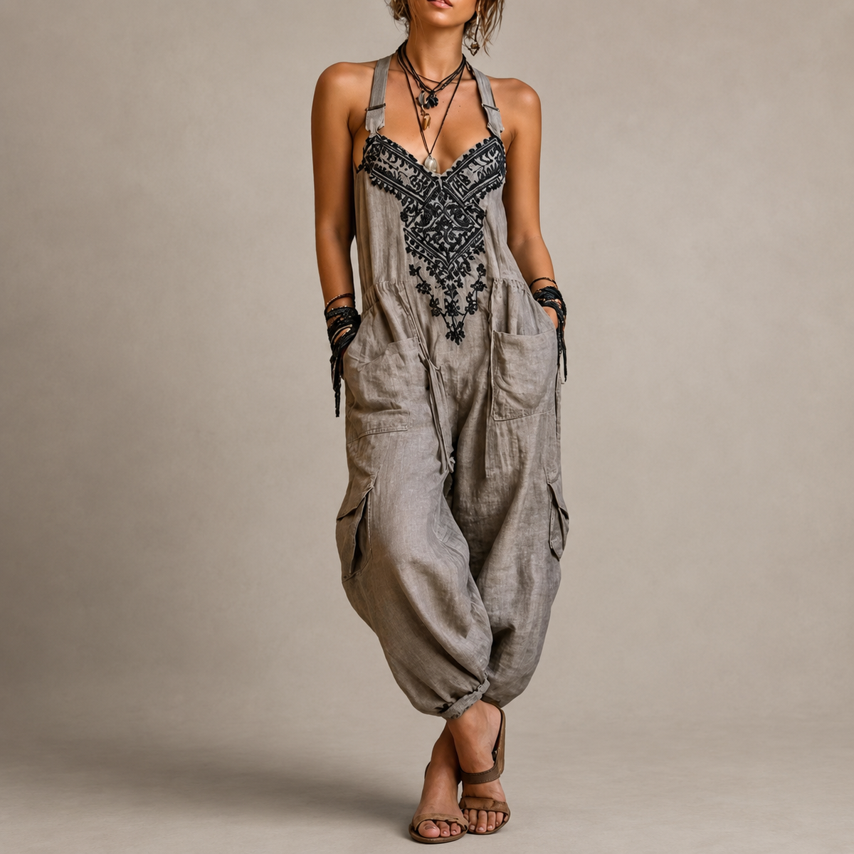 WREN | Mono peto boho con corte harén