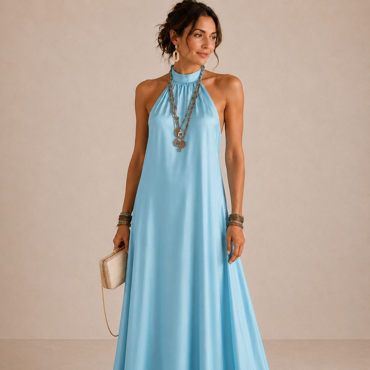 Magnolia | Vestido largo vaporoso azul con cuello halter