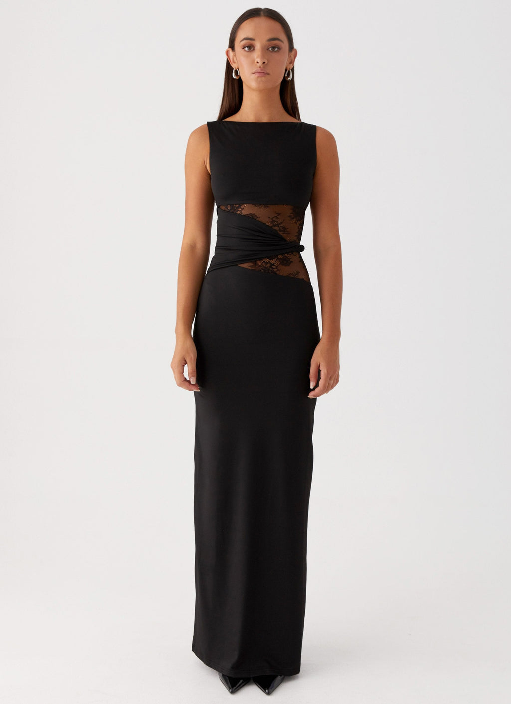 Liora | Vestido largo favorecedor con sutiles aberturas y cordones