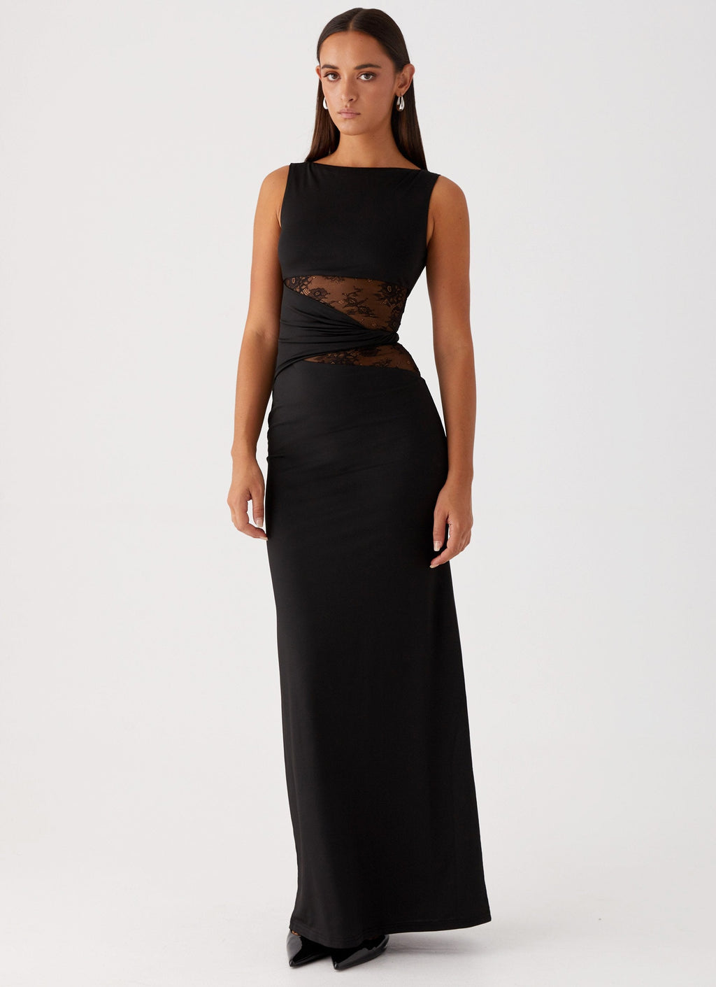 Liora | Vestido largo favorecedor con sutiles aberturas y cordones