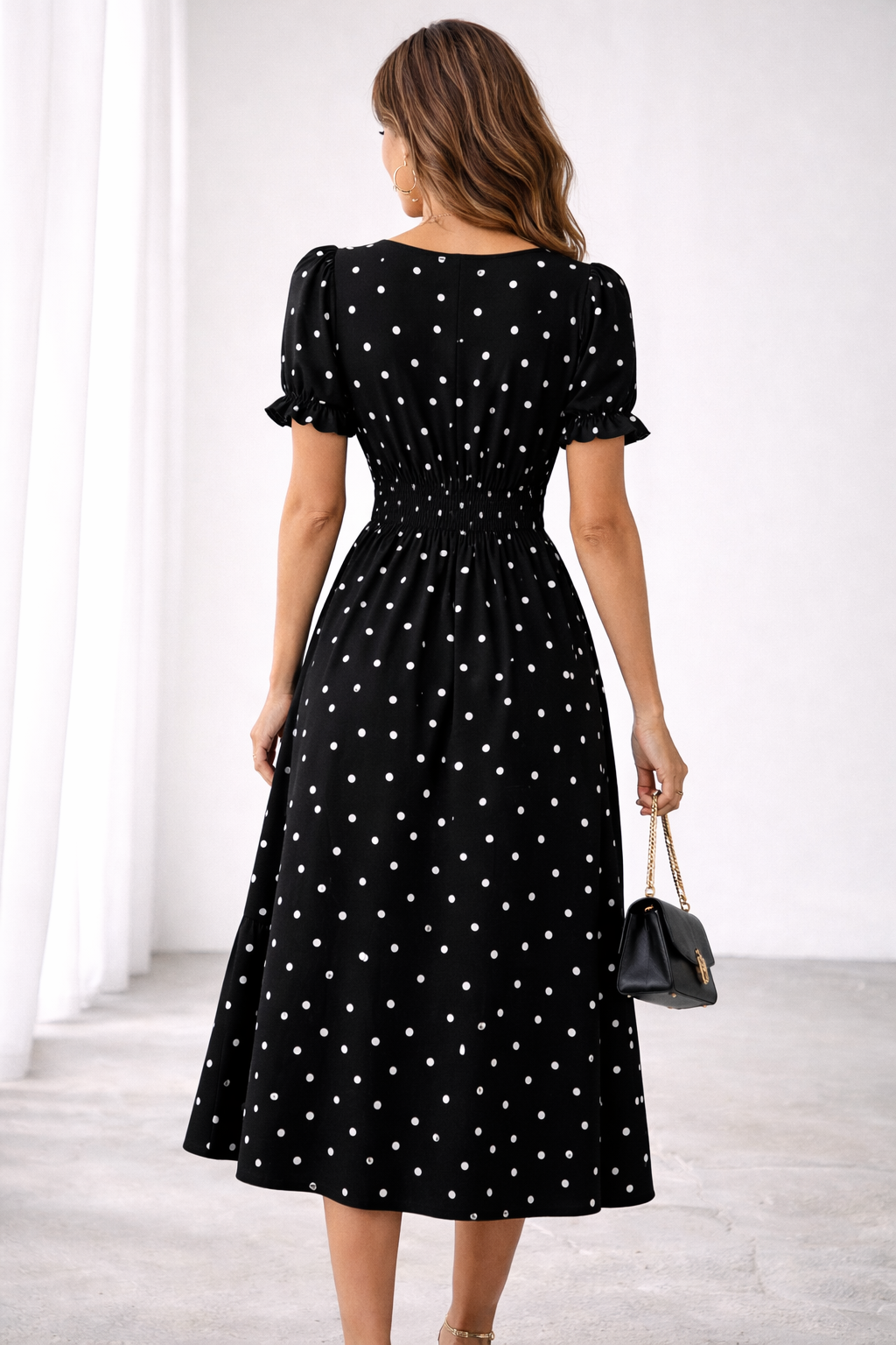 Loveday | Vestido midi de lunares con volantes