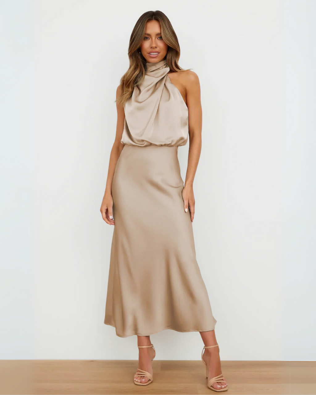 Amelia | Vestido Maxi Halter Drapeado