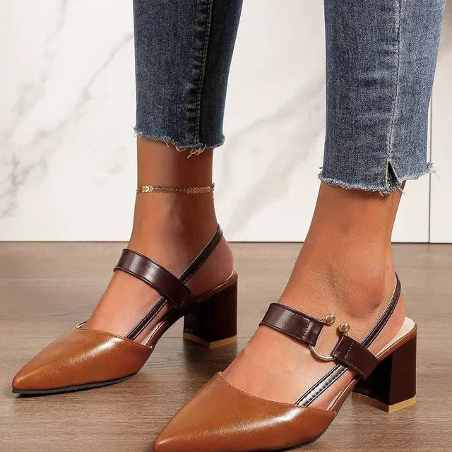 Zapatos de Tacón de Bloque para Mujer: Soporte con Estilo y Comodidad