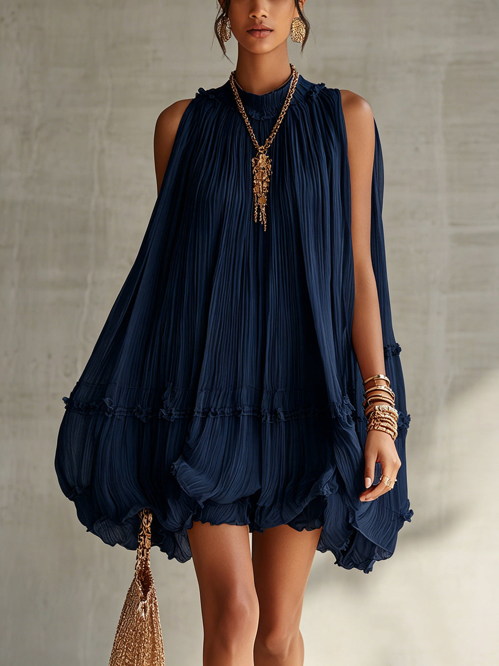 Camilla | Vestido Mini de Gasa con Cuello Halter y Falda Globo