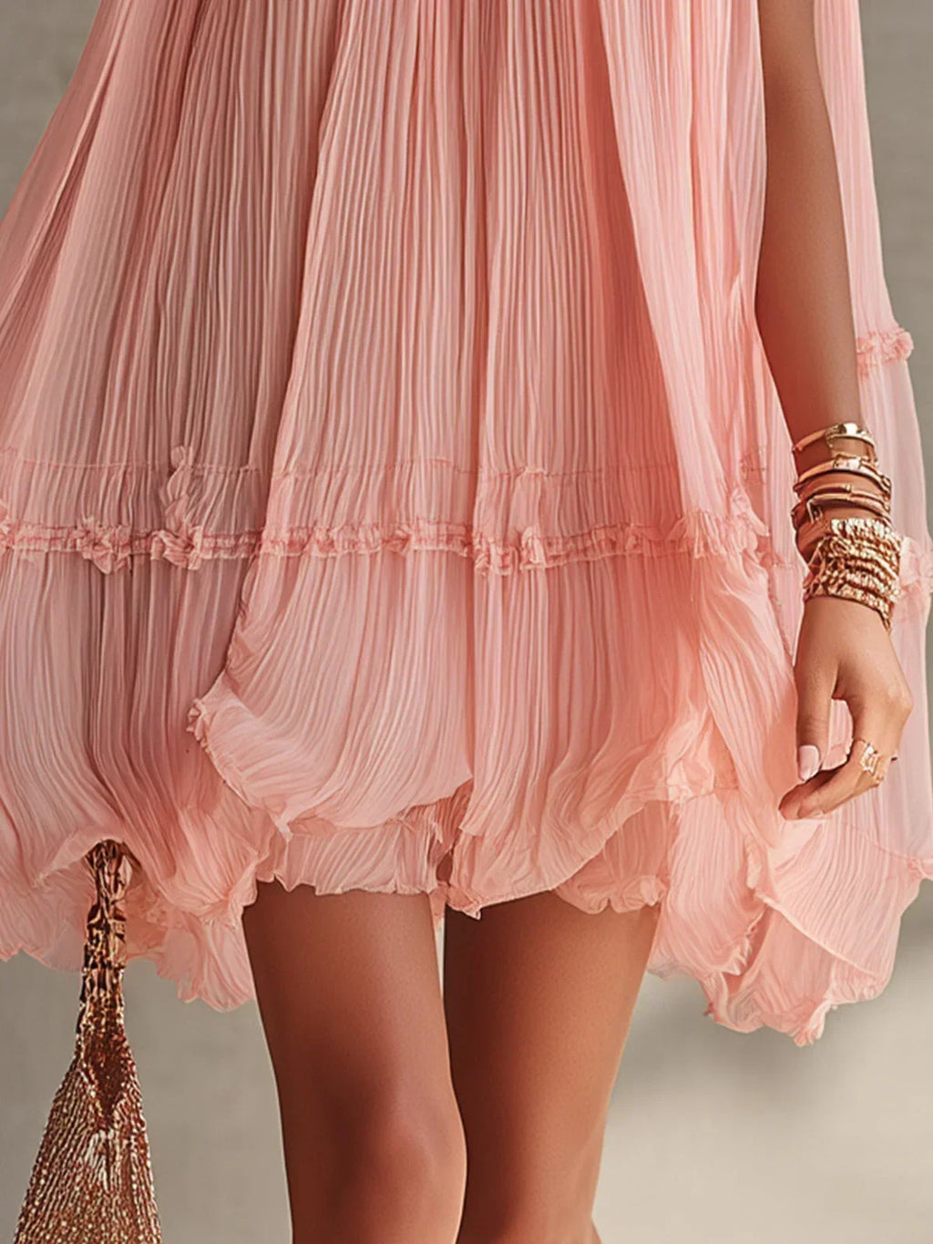 Vestido Corto de Gasa a Rayas Rosa Magdalena con Cuello Halter
