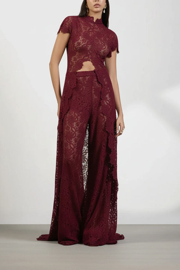 Conjunto Elegance Avant-garde de top asimétrico de encaje floral con manga corta y pantalón ancho de talle alto