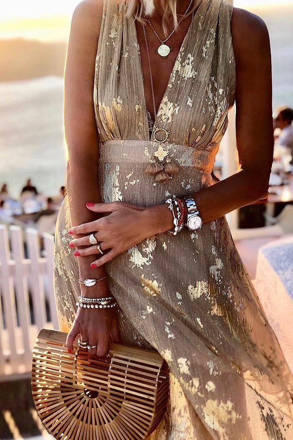 Vestido largo Historias de Atardecer Dorado con escote de pico