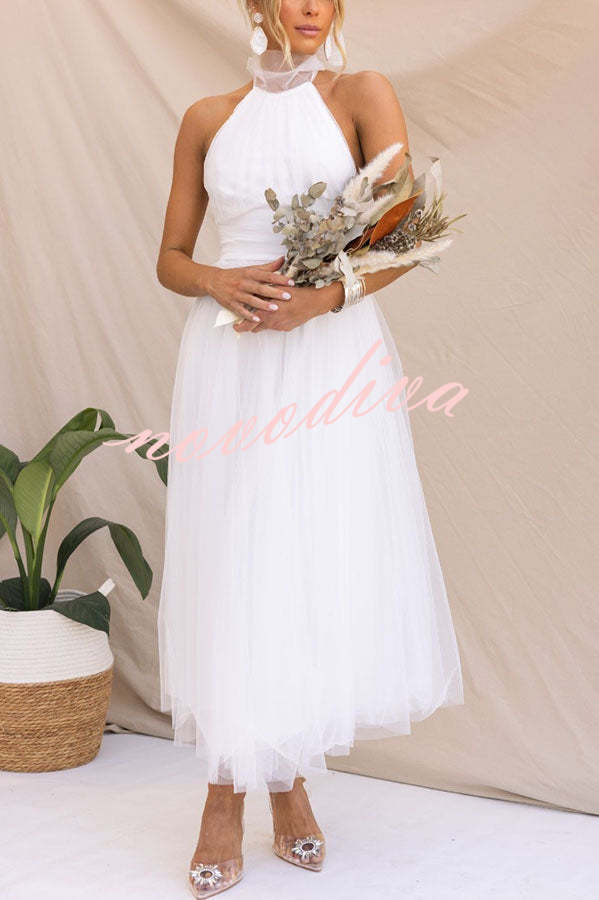 Vestido largo halter Fairy Vibes de tul con detalle fruncido