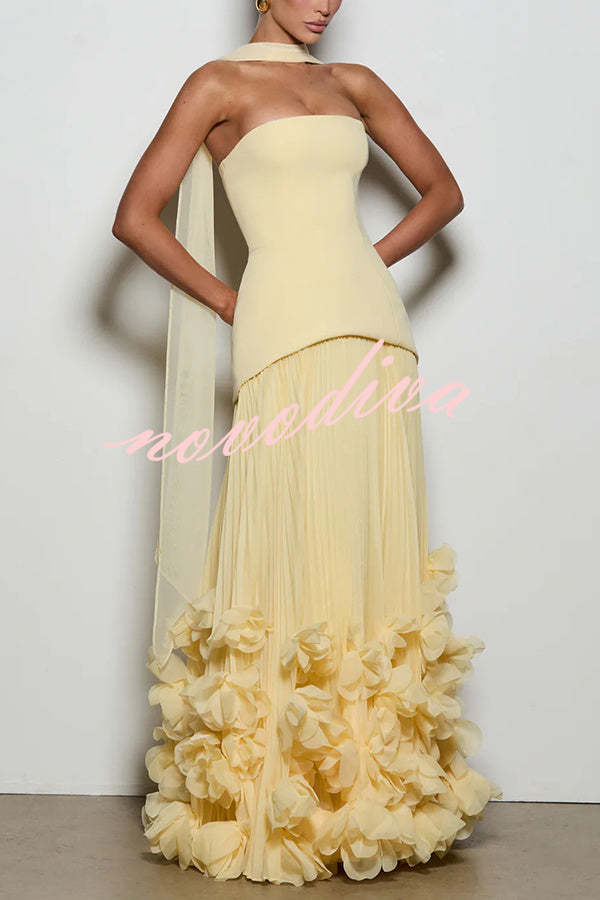 Vestido largo de gala Serafina palabra de honor con apliques florales hechos a mano, bajo plisado y lazada en la espalda