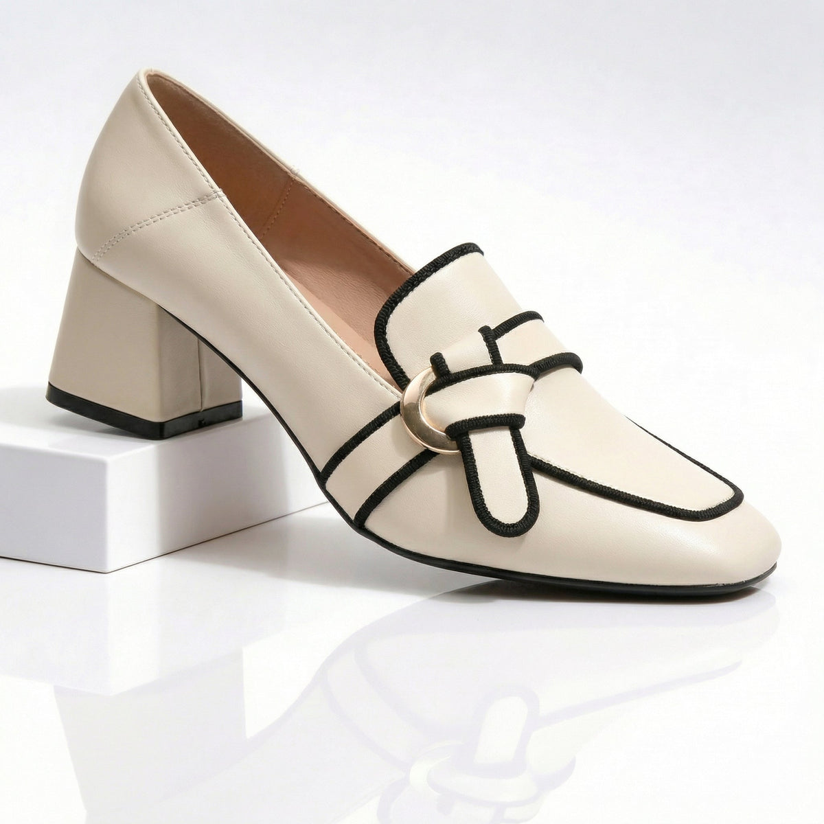 Livia | Mocasines con Contorno