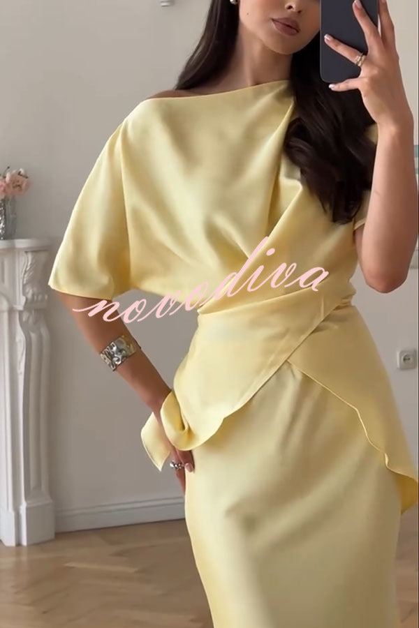 Conjunto Secreto de Elegancia de top de satén con abertura y lazada en la espalda y falda larga acampanada con cintura elástica