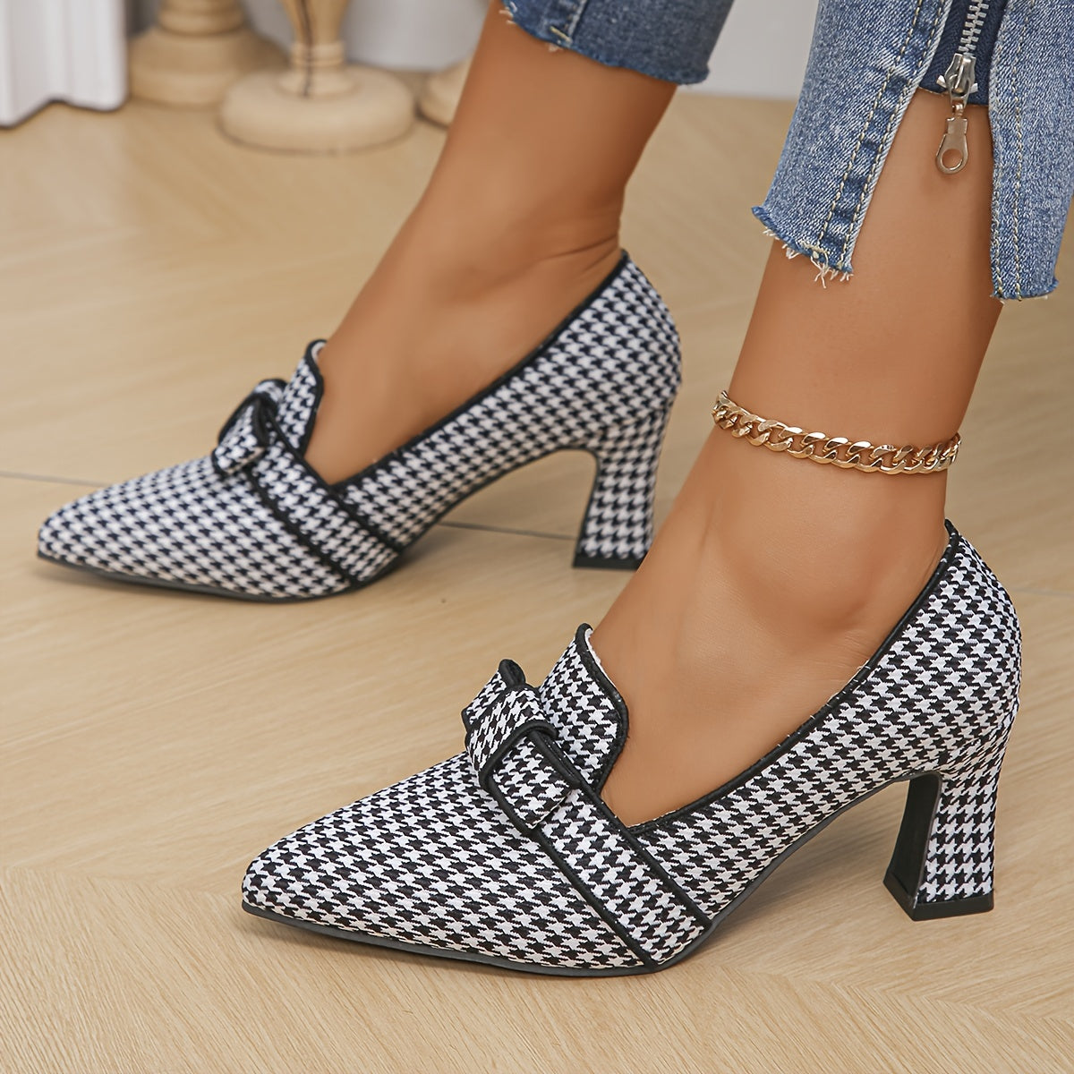 Emara | Tacones clásicos de pata de gallo