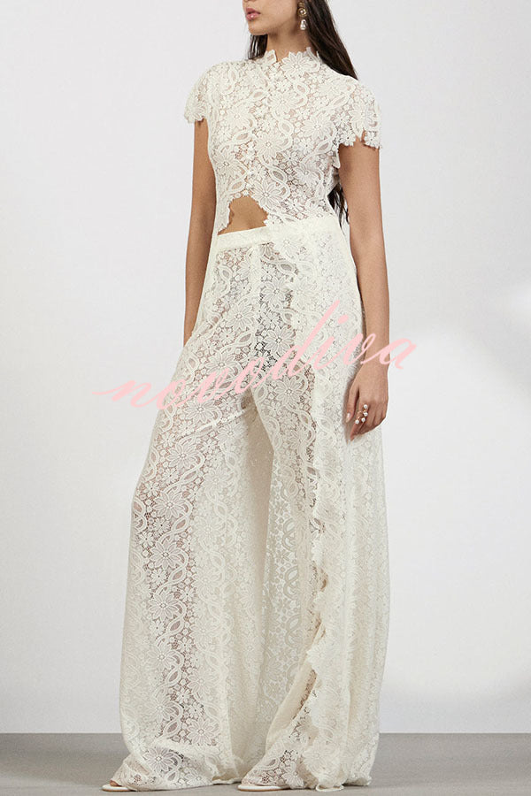 Conjunto Elegance Avant-garde de top asimétrico de encaje floral con manga corta y pantalón ancho de talle alto