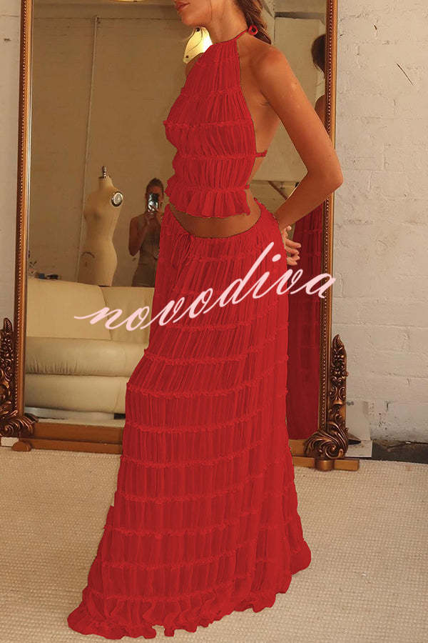 Top halter Pasión y Romance plisado con tirantes elásticos ajustables en la espalda
