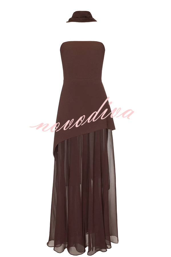 Vestido largo Mónaco con pañuelo, cuerpo estructurado con hombros descubiertos y bajo de gasa con abertura