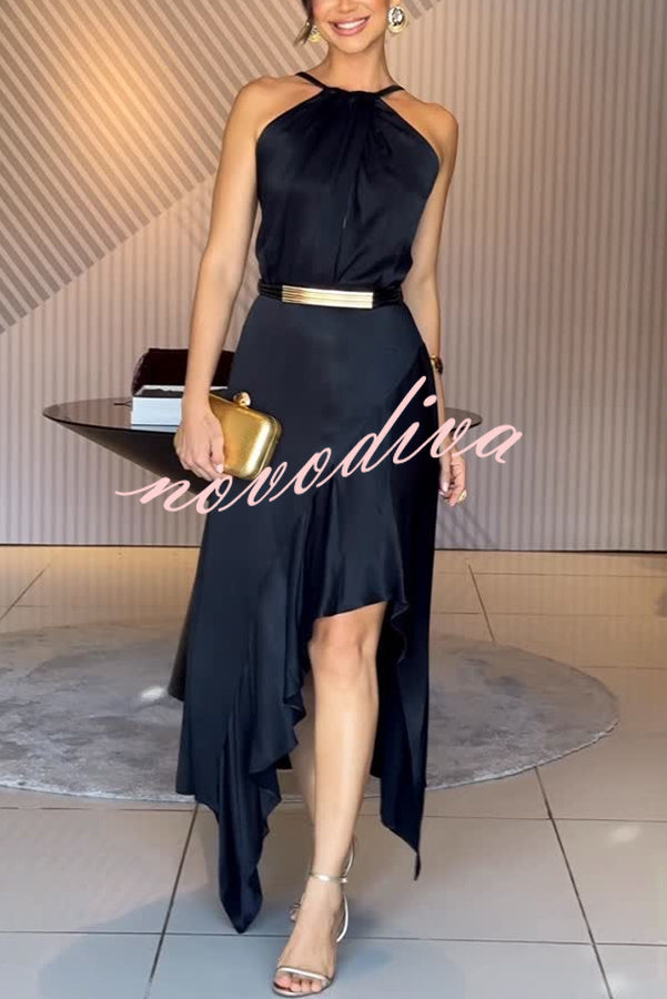 Vestido largo Terez de satén con cinturón metalizado, cuello halter, bajo asimétrico y abertura