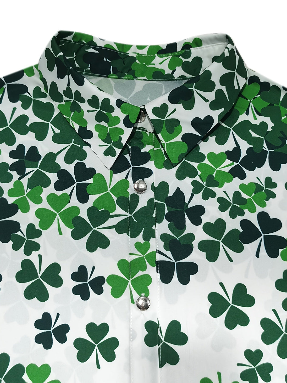 Ayla - Camisa de Botones con Estampado de Trébol