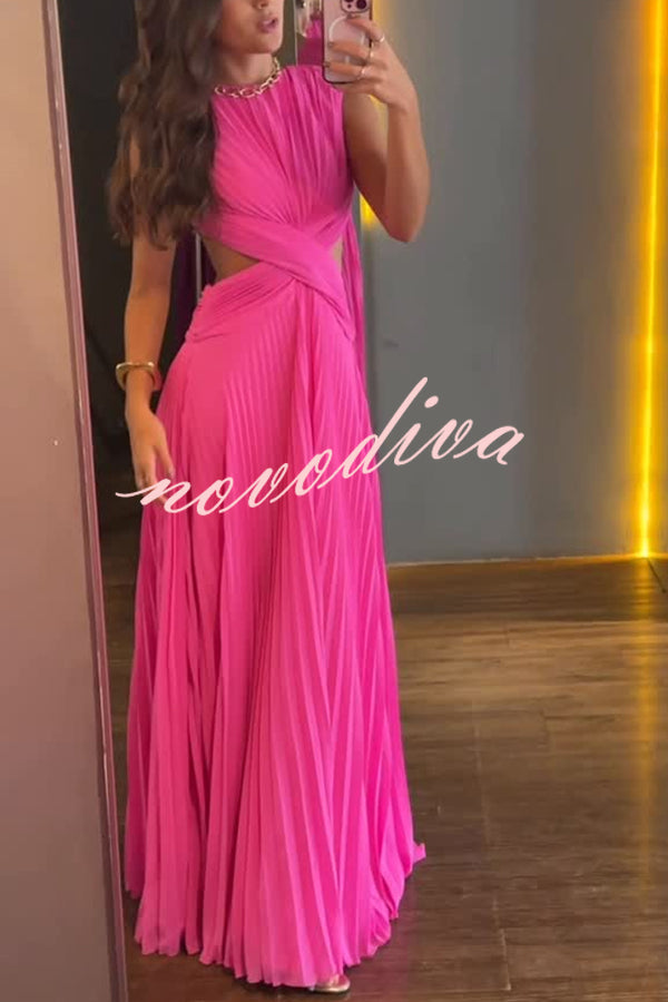 Vestido largo Tamia de gasa plisada con cruce, abertura en la cintura y espalda abierta