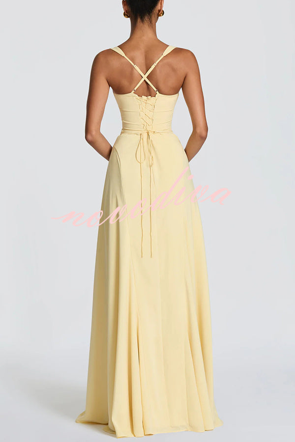 Vestido largo Irie drapeado de gasa con escote corazón, tirantes estrechos y lazada en la espalda