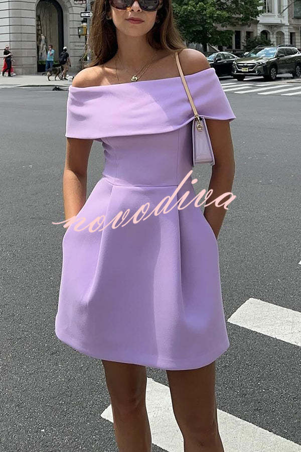 Minivestido Elegant Evening bandeau con solapa, cinturón extraíble y bolsillos
