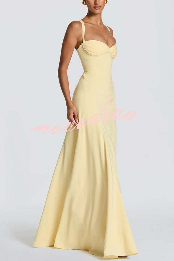 Vestido largo Irie de gasa con escote corazón, tirantes ajustables y lazada en la espalda