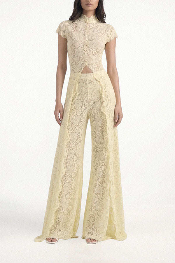 Conjunto Elegance Avant-garde de top asimétrico de encaje floral con manga corta y pantalón ancho de talle alto