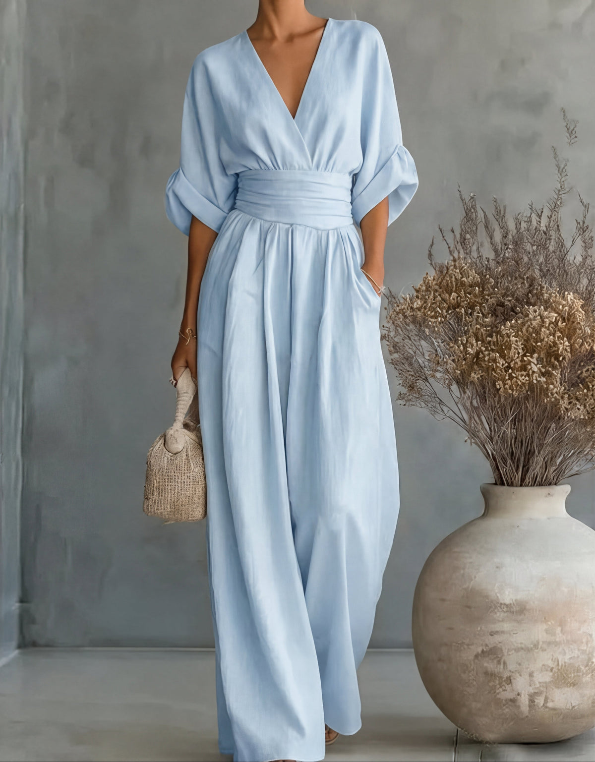 Daniela - Mono elegante con escote en V y pernera ancha