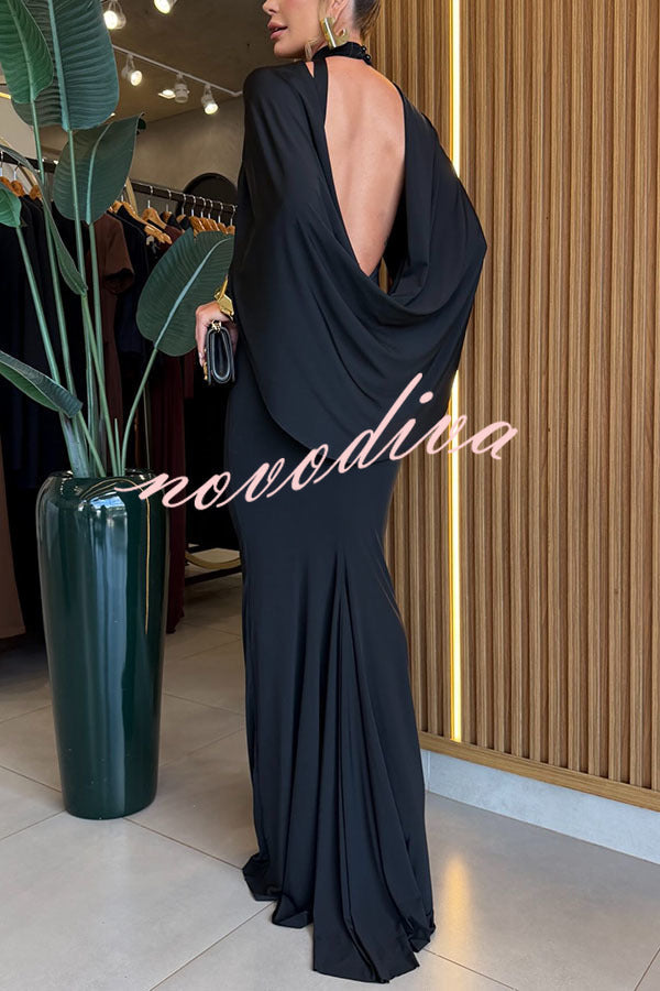 Vestido largo de noche sirena con cuello alto, manga capa, drapeado y espalda abierta