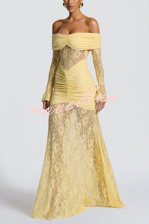 Vestido largo ajustado de color liso con hombros descubiertos, encaje, manga larga y plisado