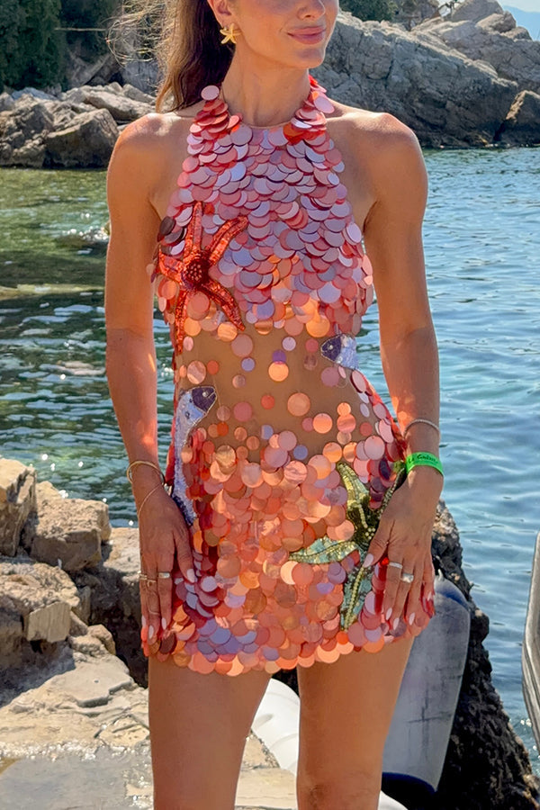 Minivestido halter Dorothy con bordado de peces y estrellas de mar de lentejuelas grandes