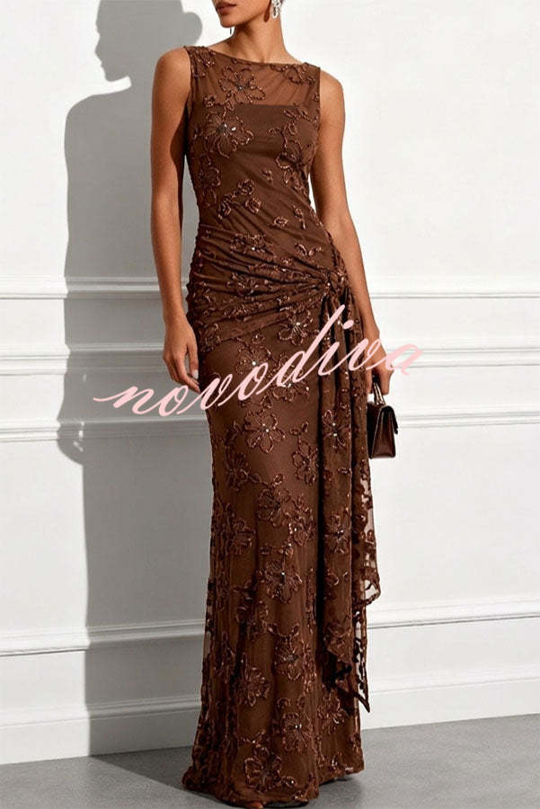 Vestido largo de gala Solana de jacquard con lentejuelas, escote barco, sin mangas y bajo anudado