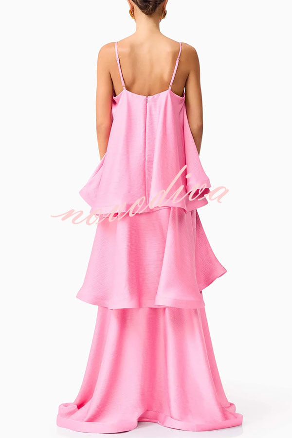 Vestido largo evasé lencero de satén con volantes y escote cuadrado, suave y fluido