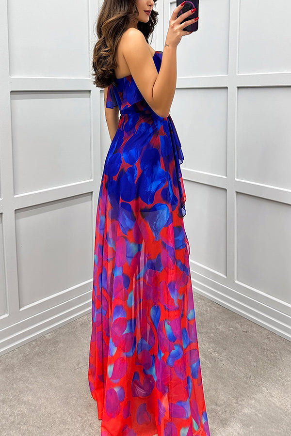 Vestido largo Momento de Amor palabra de honor con estampado degradado único, volantes superpuestos y abertura