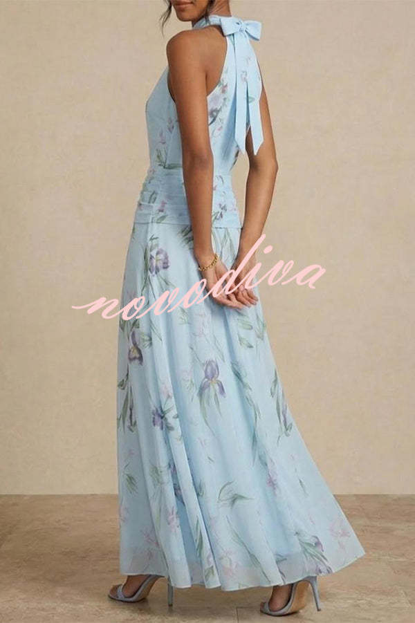 Vestido Aria floral halter fruncido