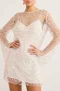 Minivestido brillante de lentejuelas y perlas con combinación por separado