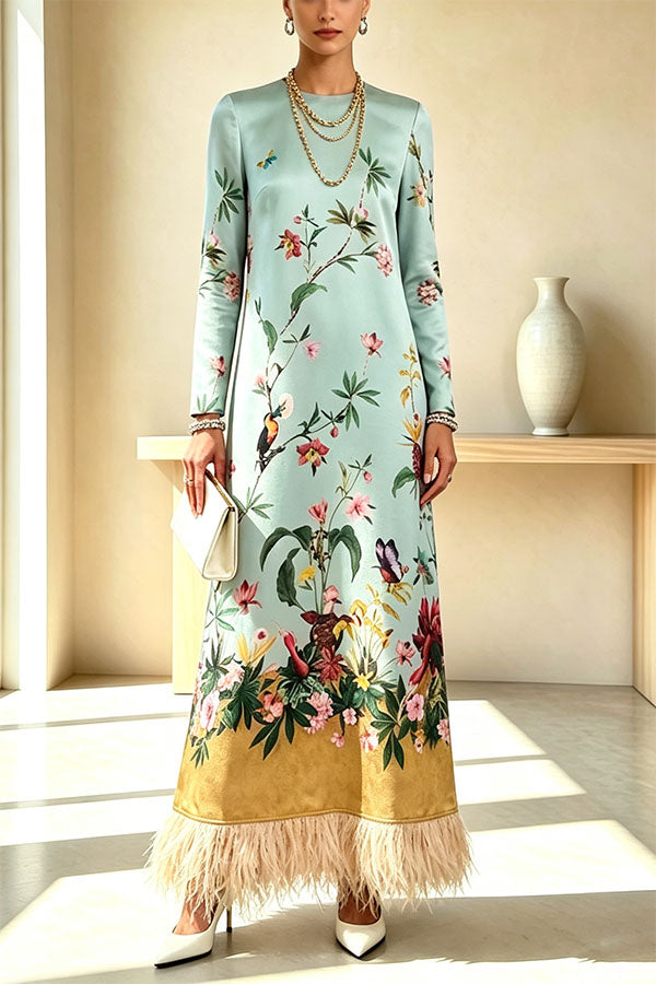 Vestido largo Cecilia de satén con estampado barroco multicolor, manga larga y ribete de plumas