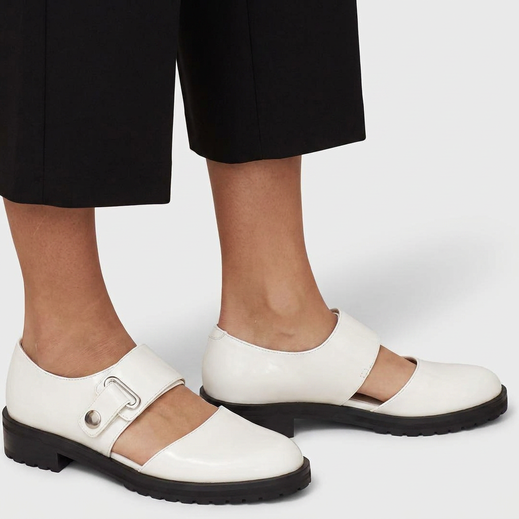 Zapatos Mary Jane ortopédicos de piel auténtica con detalles dorados
