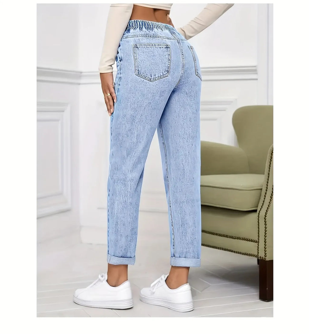 Pantalón vaquero de mujer, tobillero y con cordón
