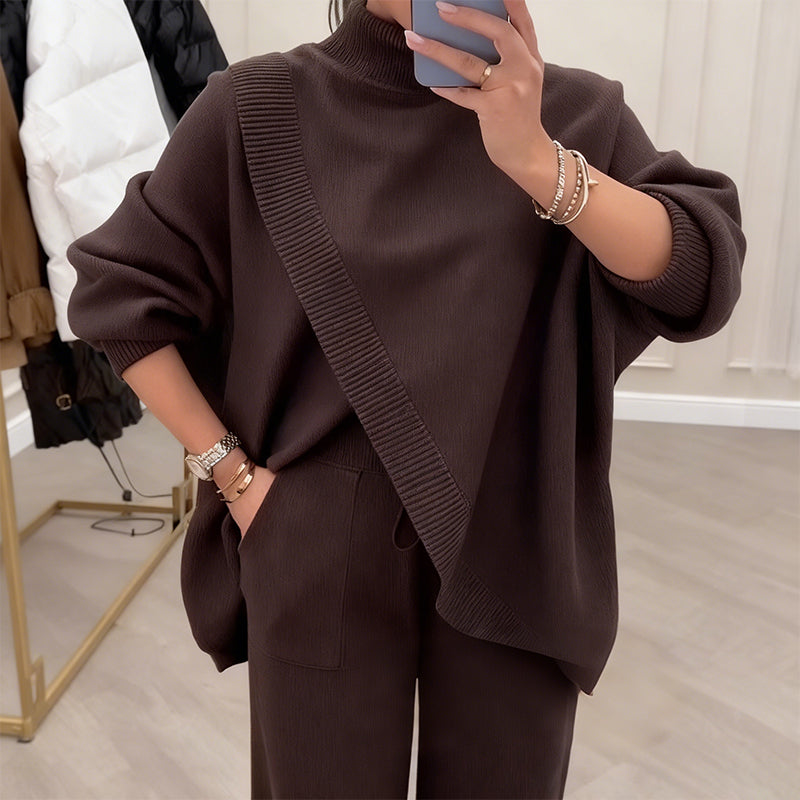 Serena Luxe, conjunto de punto asimétrico