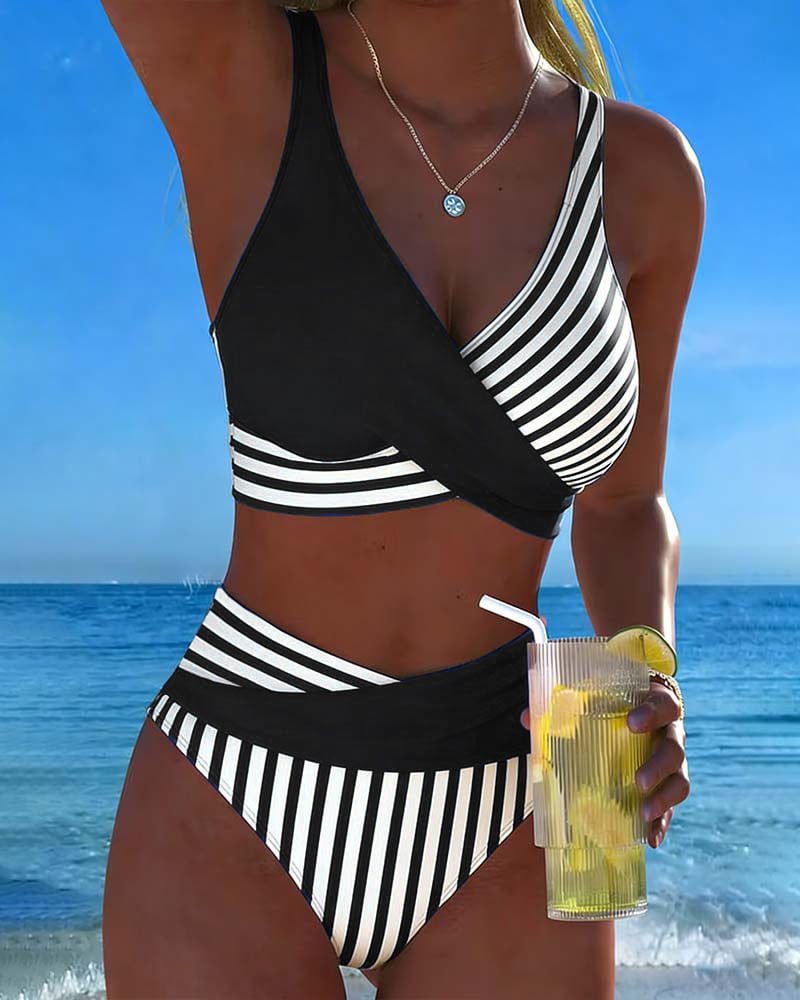 Bikini de dos piezas con efecto reductor
